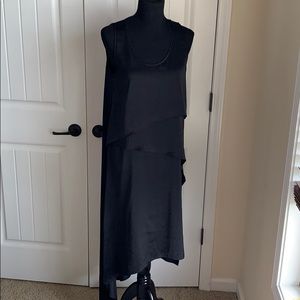 Black high low dress to the side